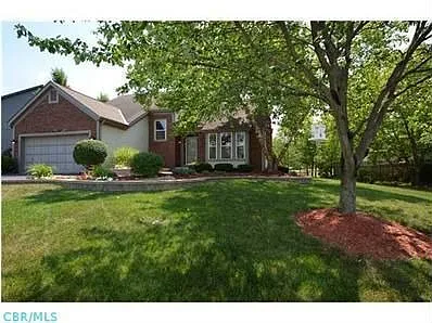 239 Meadow View Dr photo 1
