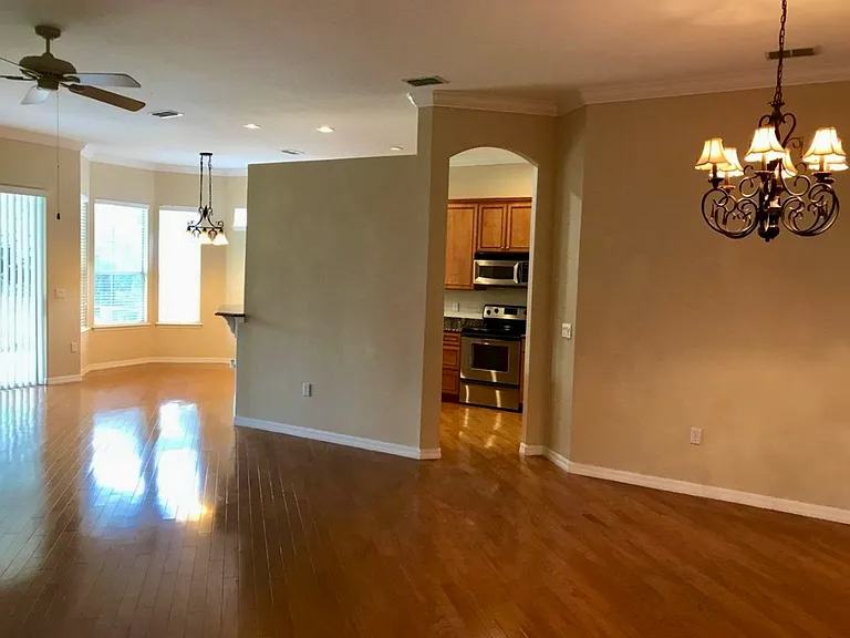 538 Newhall Ln — Photo 13