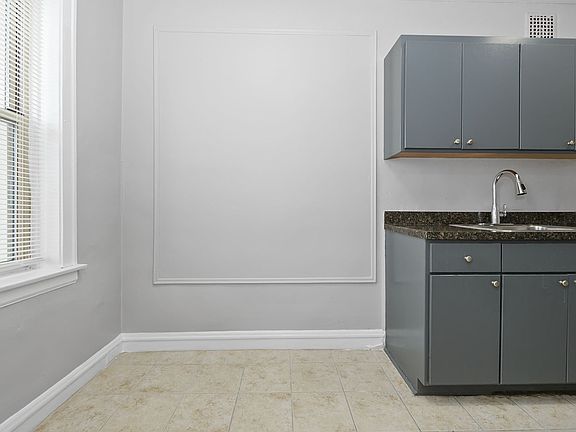 5th image of 535 E 102nd St #B-1ba-650sqft