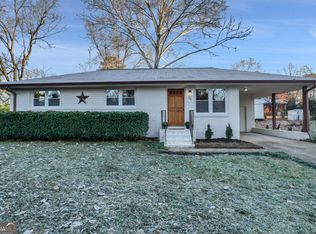 38 Cherokee St, Newnan, GA 30263