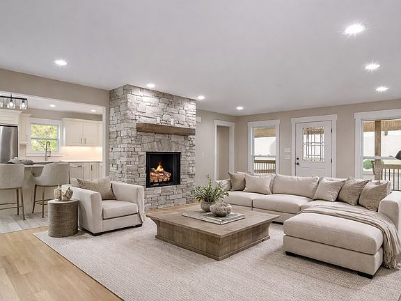 4th image of 105 Riveredge Dr