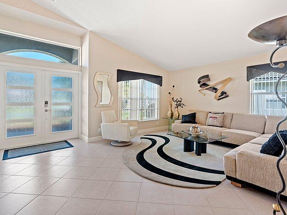 2nd image of 4054 Bahia Isle Circle