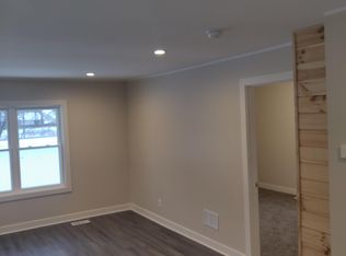 1500 Old Porter Rd, Porter, IN 46304