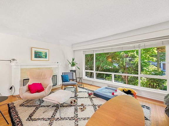 3rd image of 2323 W 23rd Ave