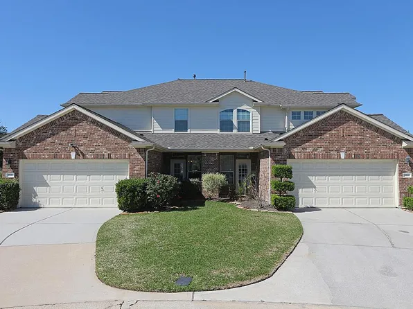 8518 Willow Loch Dr, Spring, TX 77379