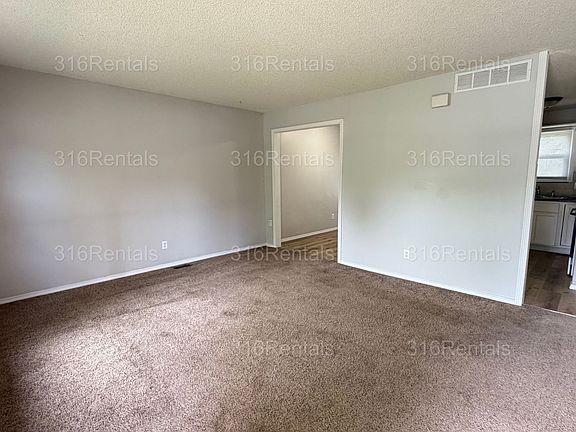 2nd image of 501 W Clark Ave