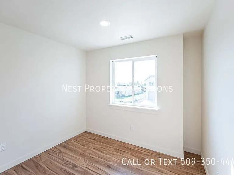 1070 S Grand Dr #B — Photo 87
