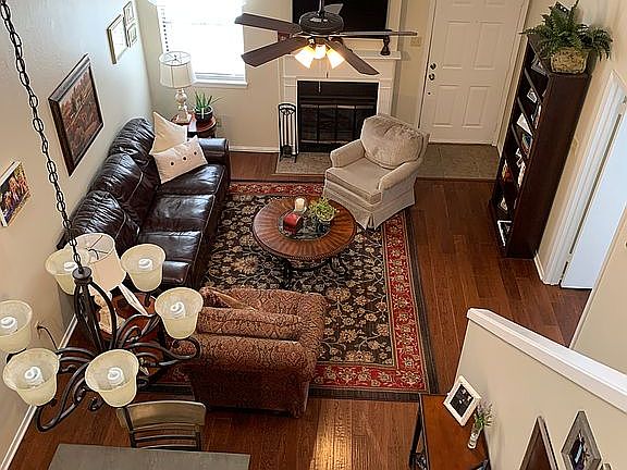 4th image of 3636 Greenacres Pl #88