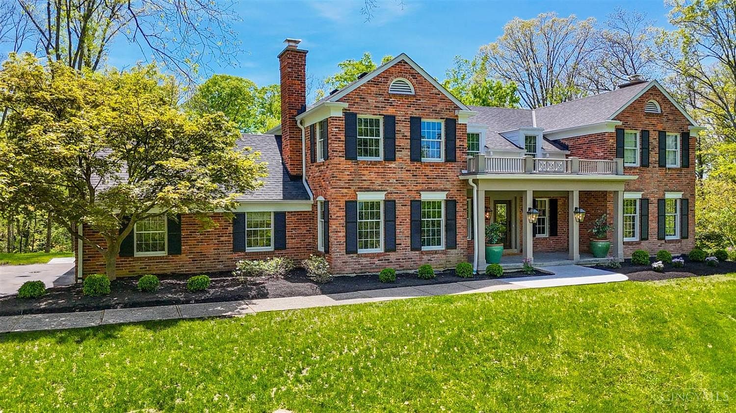8450 Blue Cut Ln, Cincinnati, OH 45243 | Zillow