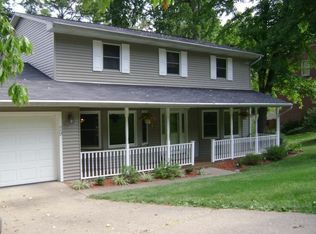 2 Lynnwood Dr, Vienna, WV 26105
