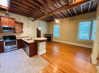 115 College Ave #203, Blacksburg, VA 24060