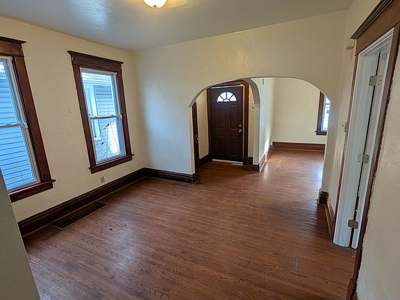 5th image of 1015 W Hanssler Pl