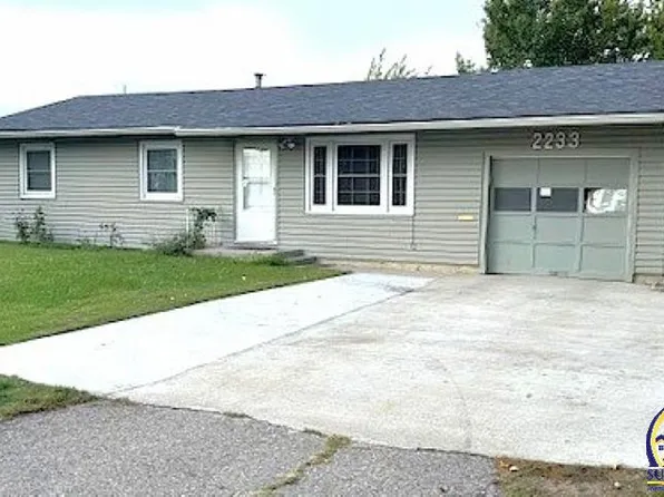 2233 SE Market St, Topeka, KS 66605