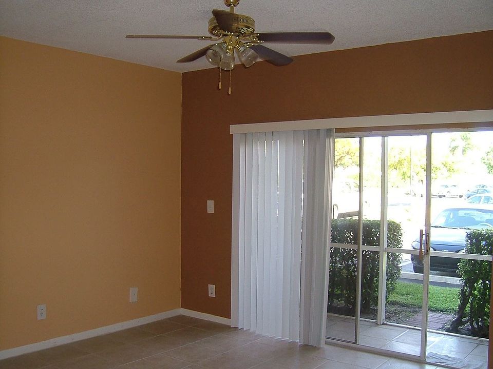 2nd image of 660 Cypress Club Way #B11