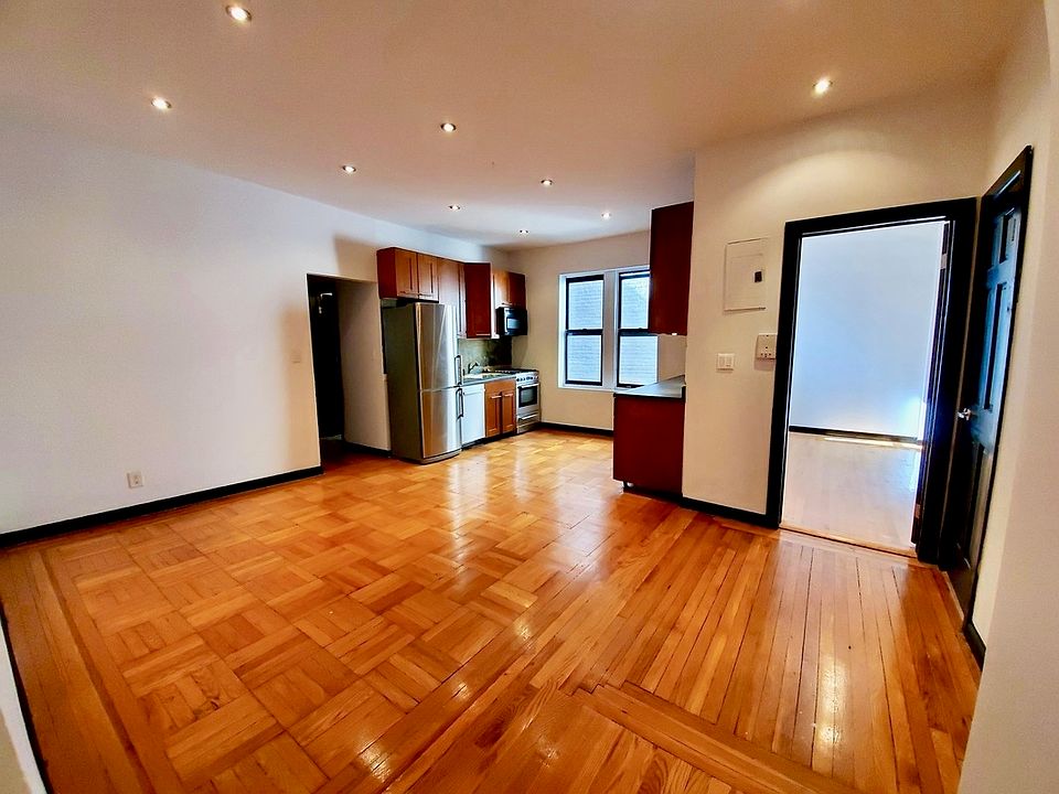 1st image of 320 Lincoln Pl APT 2B