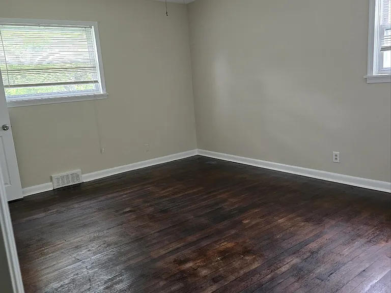 409 Vannest Ave #1 — Photo 4