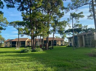 818 Sky Pine Way #E2, Greenacres, FL 33415