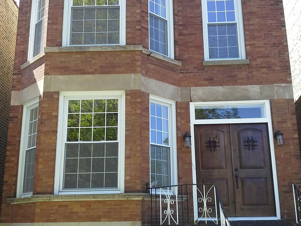 1st image of 2908 N Rockwell St #First