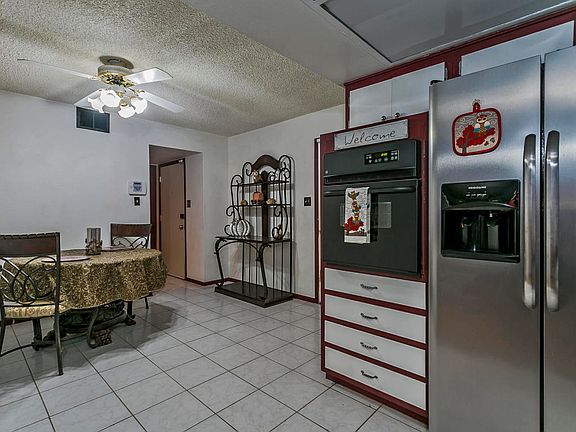 4th image of 7915 W Avalon Dr