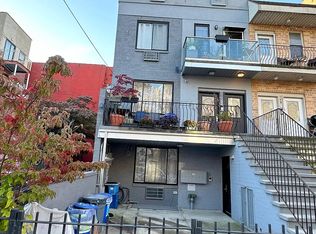 150 Jackson St, Brooklyn, NY 11211