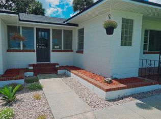 2140 Westland Rd, Mount Dora, FL 32757
