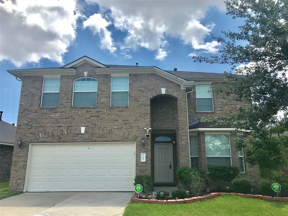 1st image of 21323 Clover Crest Dr