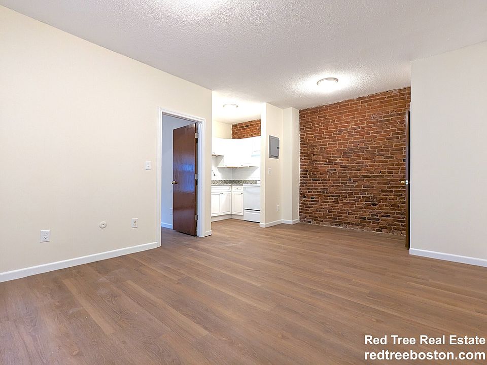 2nd image of 72 S Huntington Ave #1A
