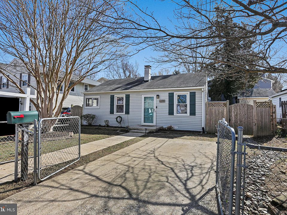 1st image of 511 Crabb Ave