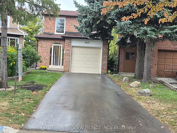 3rd image of 147 Dunbar Cres