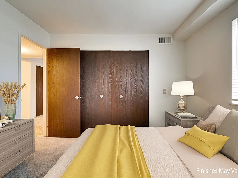 Fox Pointe Apartments — Photo 9