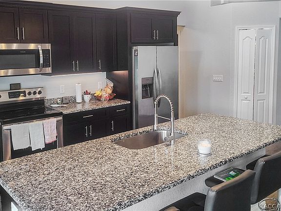 3rd image of 5944 S Gray Oak Ter