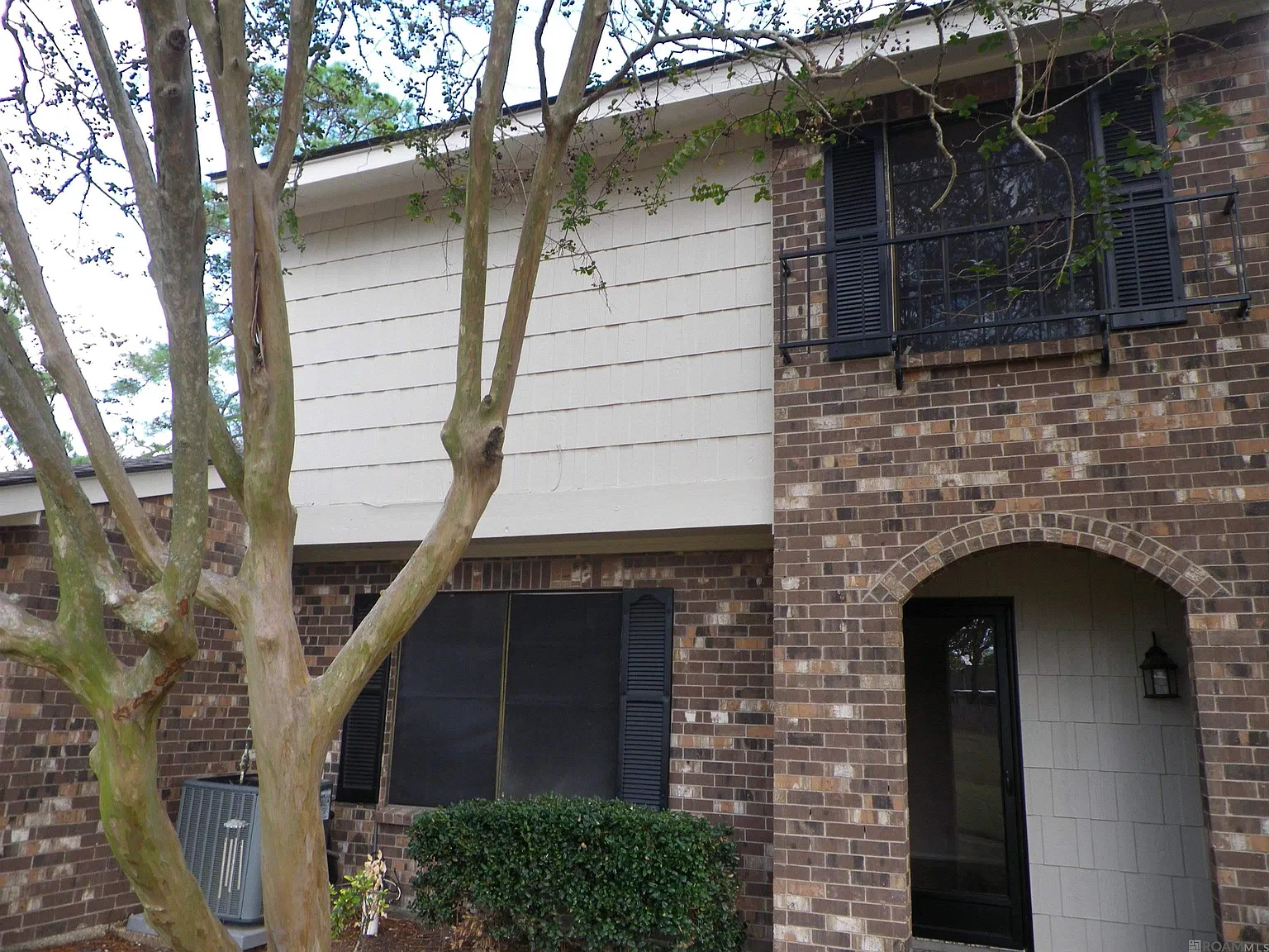 3 bed, 1340 sqft, $1,700 — Photo 1