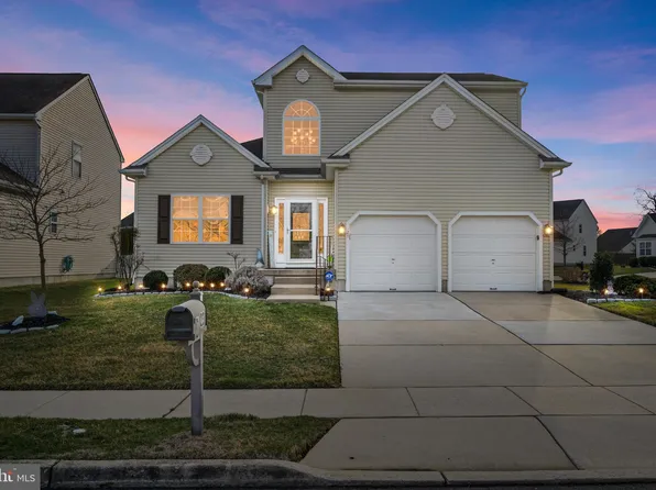 23 June Ann Dr, Clayton, NJ 08312