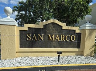 8860 Fontainebleau Blvd APT 304, Miami, FL 33172