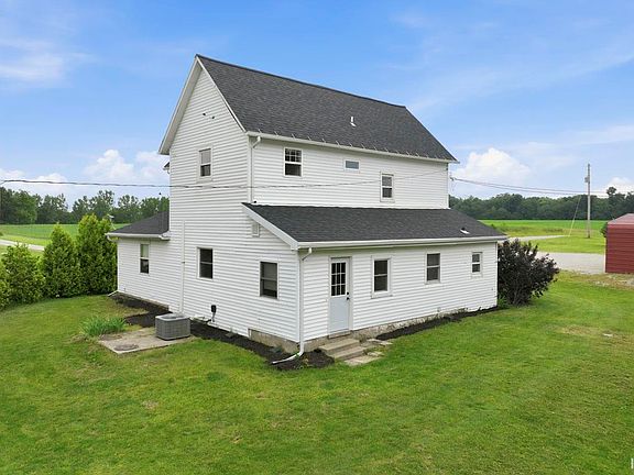 4th image of 1725 W State Road 26