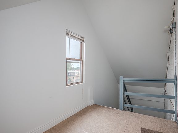 4th image of 5451 W Schubert Ave #3
