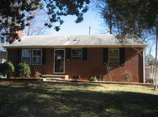 3212 James Pl, Greensboro, NC 27405