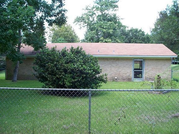 2nd image of 212 Belva Dr