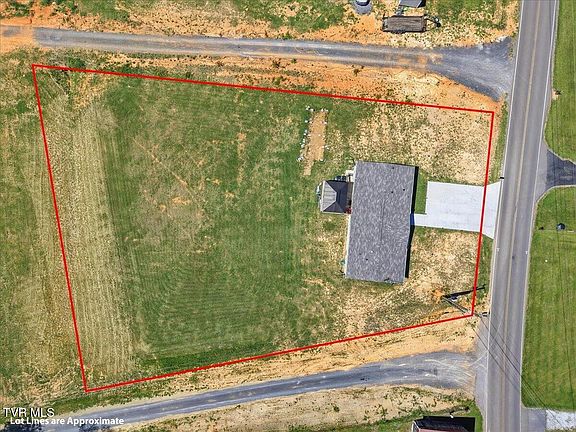 4th image of 1273 Greenbriar Rd