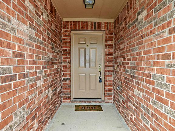 All brick coved porch entry