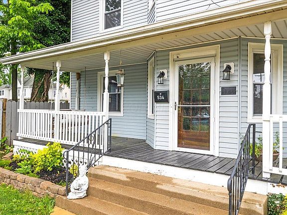 3rd image of 534 W Main St