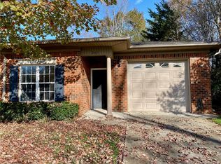 205 Chickadee Dr, Lexington, NC 27292