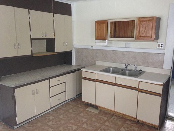 5th image of 30 Peck Ave #A
