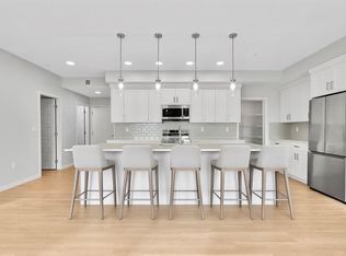 220 SW Seton Grv SE #2302, Calgary, AB T3M3T1