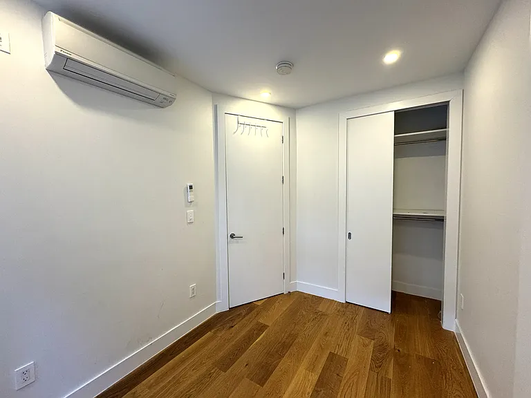 109 E 29th St #2F — Photo 6