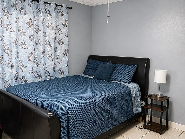 4045 E Carey Ave — Photo 16