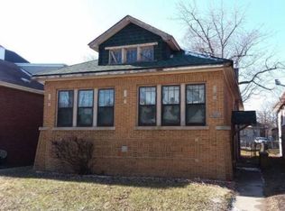 7404 S Ingleside Ave, Chicago, IL 60619