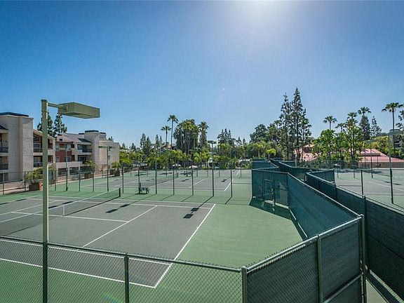 3rd image of 21450 Burbank Blvd APT 103