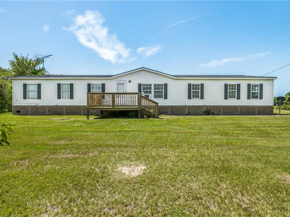 1481 Hendrix Ln, Madisonville, TX 77864