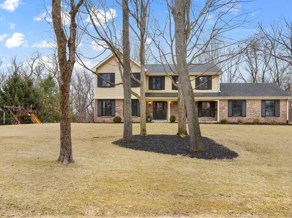 20 Ashbury Ln, Barrington, IL 60010